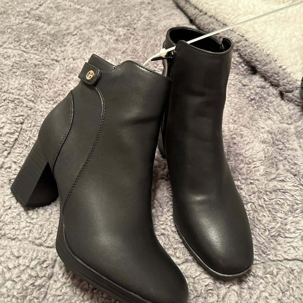 Giani Bernini booties